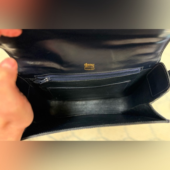 GUCCI Unisex Vintage Rare 70’s/80’s Adjst. Strap Navy Leather Shoulder Handbag - Picture 13 of 16
